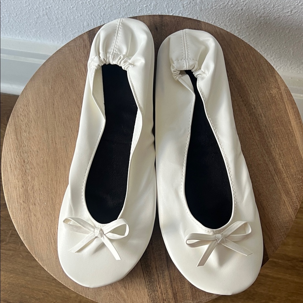Elegant White House Ballet Flats